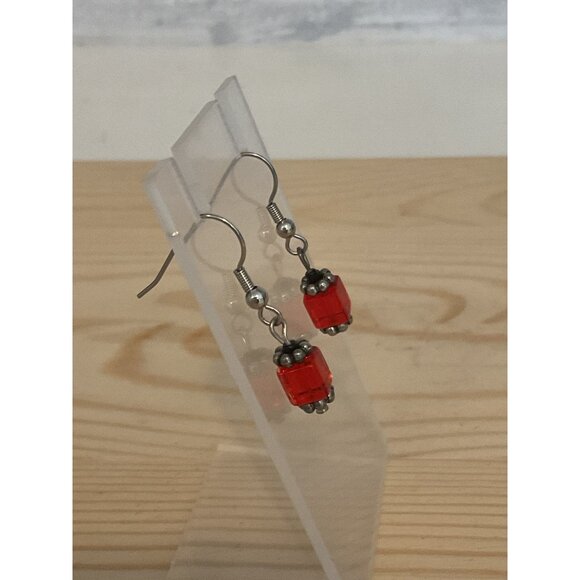Red Cube Silver Fishhook Pierced Beaded Dangle Drop Earrings - Picture 3 of 4
